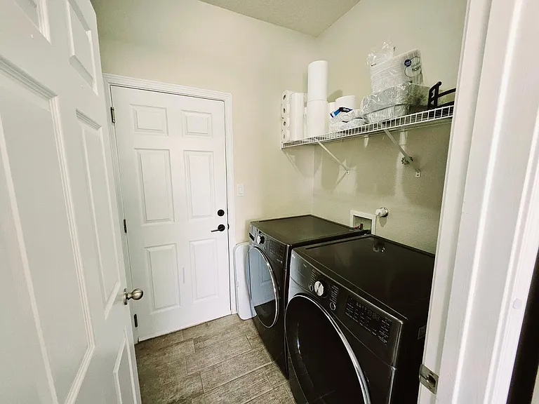 8428 Old Caballero Ave SW — Photo 26