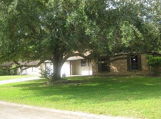 1921 Ridgelawn Dr, Gautier, MS 39553