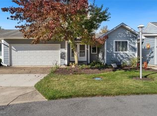 711 Elizabeth Dr, Huron, OH 44839