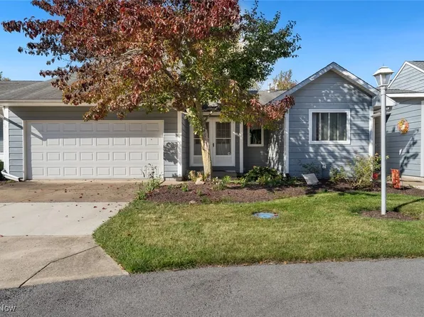 711 Elizabeth Dr, Huron, OH 44839