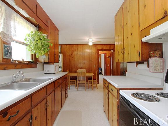 5th image of 5035 Division Ave NW