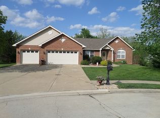 300 Old Homestead Dr, Troy, IL 62294