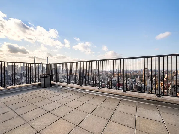 171 East 84th Street image 18 of 19