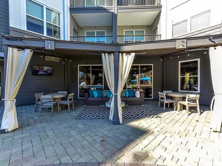 Avana Westside — Photo 21