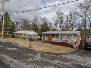 1221 Kimbrough Ave, Etowah, TN 37331