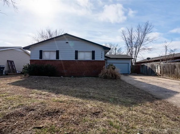 1908 E 50th Pl N, Tulsa, OK 74130