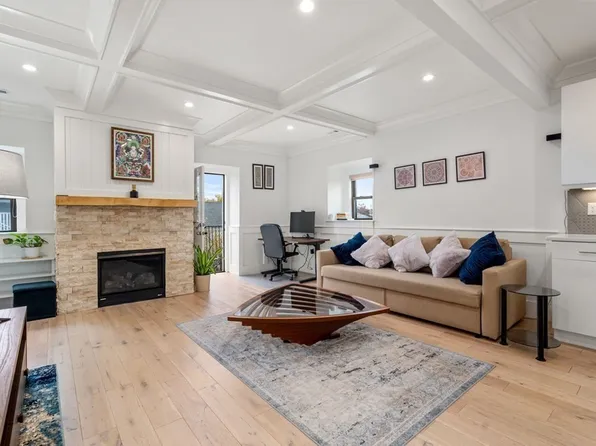 18-20 Arlington St #5, Somerville, MA 02144