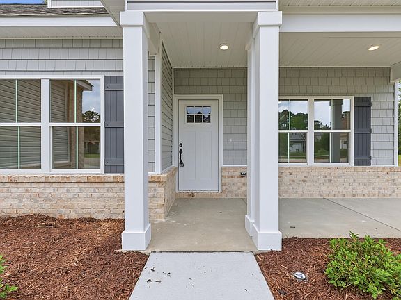 2nd image of 118 Dorset Pl.