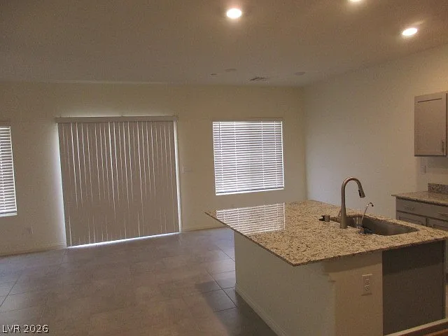422 Canary Song Dr — Photo 5