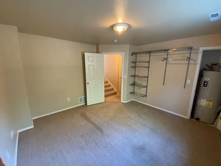 2615 Goldenrod Ln — Photo 7
