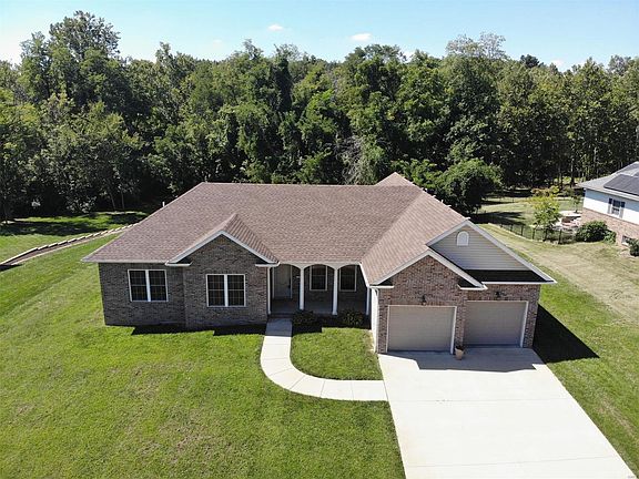 2nd image of 2305 Pebble Creek Dr