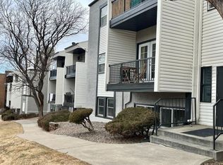 451 Golden Cir APT 301, Golden, CO 80401
