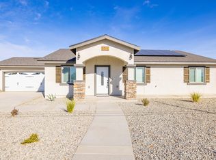 3589 E H #4, Lancaster, CA 93535