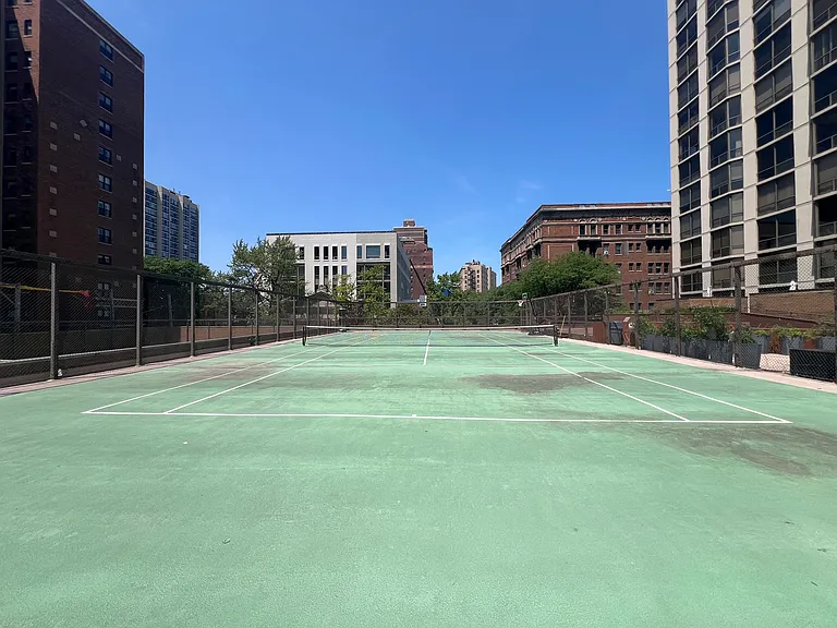 Tennis