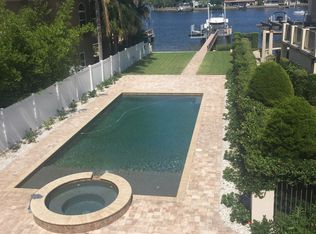 1300 Round Hill Rd, Vestavia Hills, AL 35216