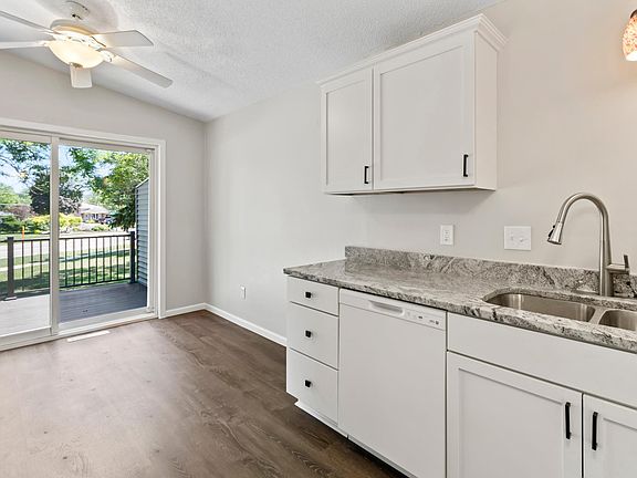 New kitchen cabinets