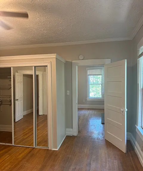 Bedroom with 2 huge closets