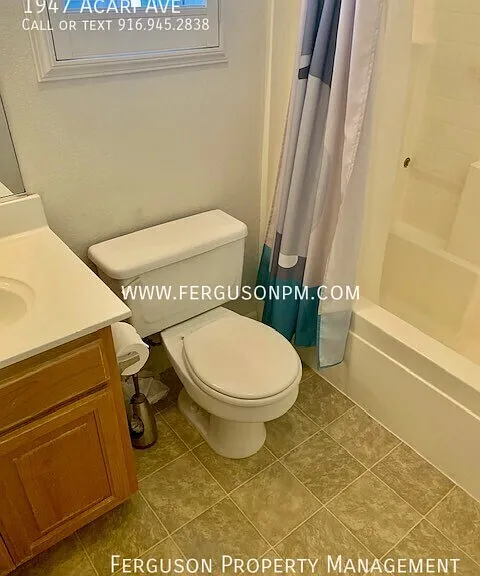 1947 Acari Ave — Photo 14