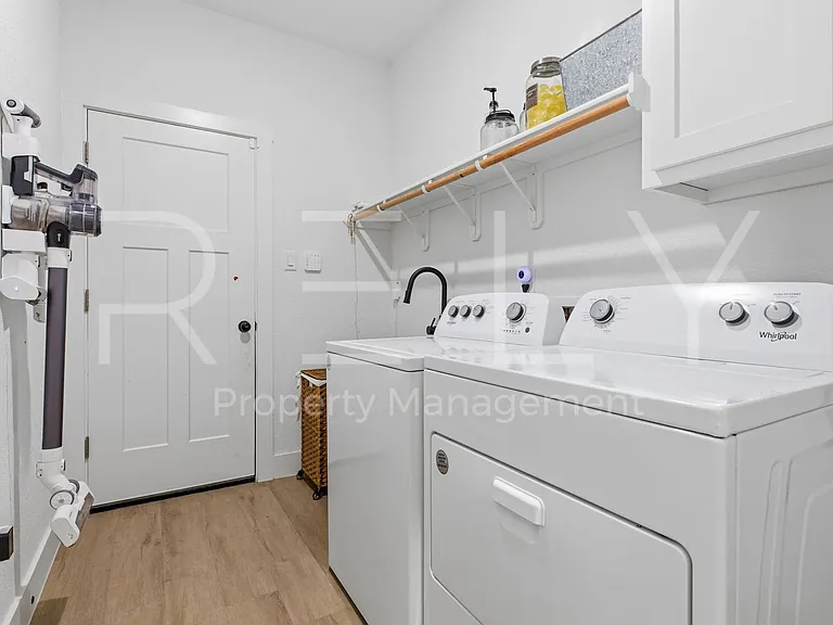 129 Seattle Slew Dr — Photo 27