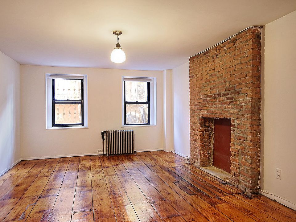 1st image of 48 Douglass St #1
