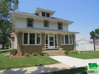 45 3rd Ave SE, Le Mars, IA, 51031