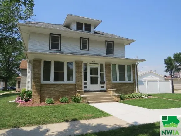 45 3rd Ave SE, Le Mars, IA 51031