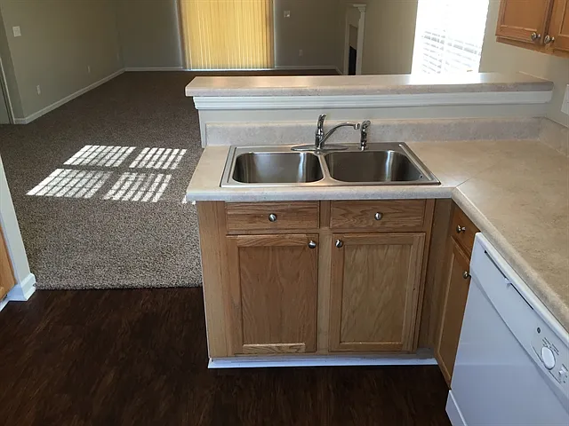 73 W Morningside Dr — Photo 5