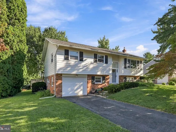 425 Nottingham Ave, Lancaster, PA 17601