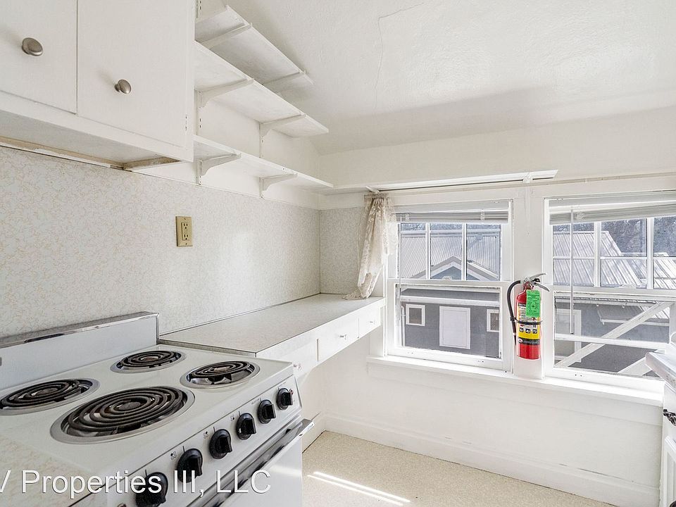 1st image of 1918 Olive St #15291425