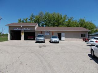 1321 N Fairfield Rd, Round Lake Beach, IL 60073