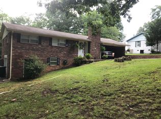 198 Viking Dr, Calhoun, GA 30701