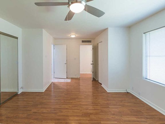 4th image of 4800 N 68th St Unit 147