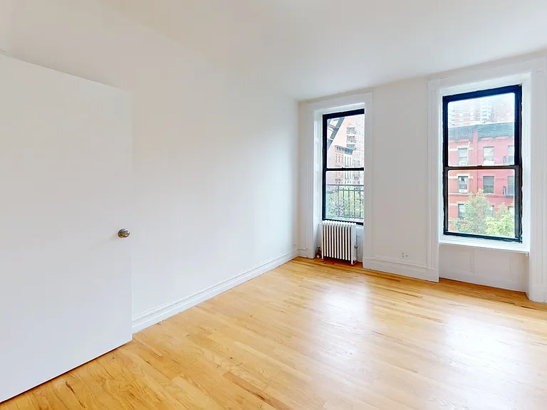501 E 84th St #4N — Photo 1
