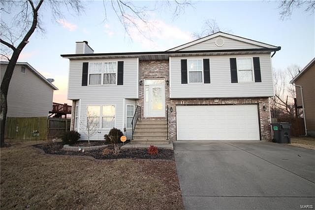 1st image of 5177 Stacey Dr