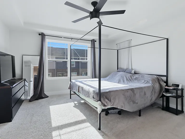 6894 Barrowfield Pl — Photo 13