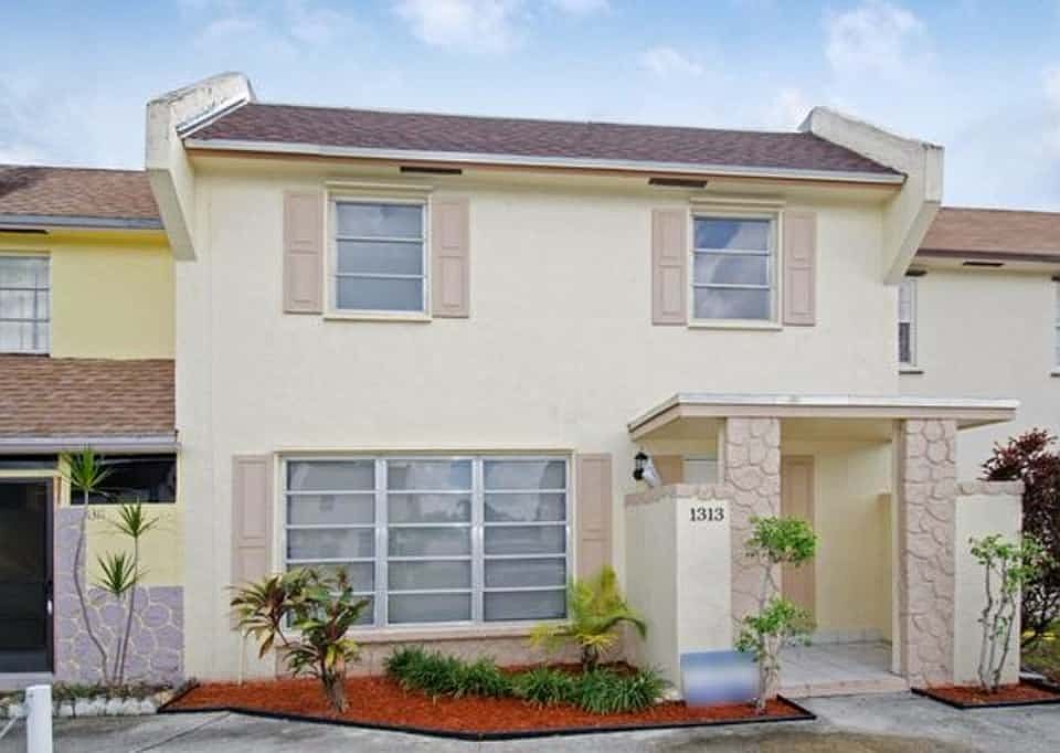 1st image of 1313 Silverado Dr