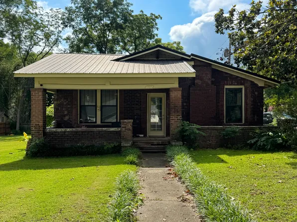 156 N Brooks St, Pontotoc, MS 38863