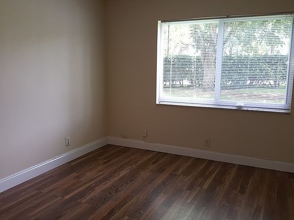 5th image of 207 Tropic Isle Dr #1080