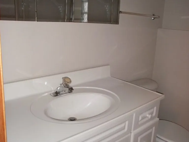 1336 W Huron St — Photo 5