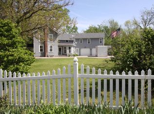 117 Timber Valley Dr, Blue Grass, IA 52726