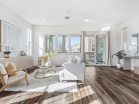 5th image of 37645 Bay Crest Rd