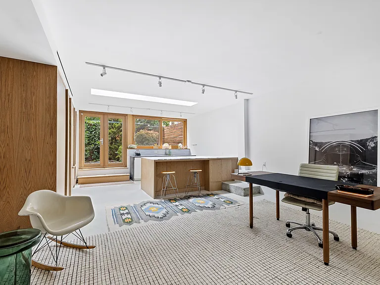 44 Sharon St #1 — Photo 22