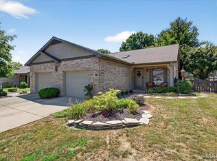 313 Hickory Bnd, Belleville, IL 62223