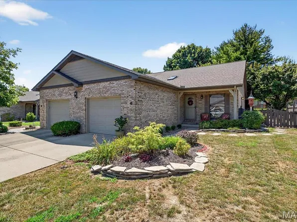 313 Hickory Bnd, Belleville, IL 62223