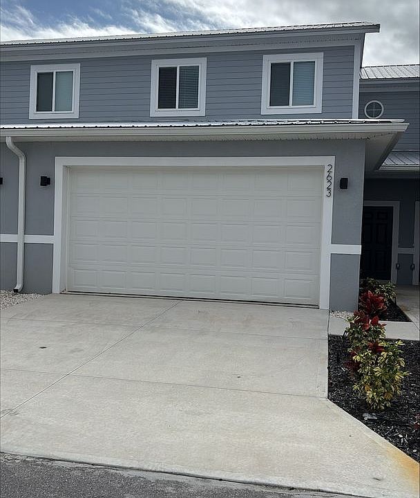 1st image of 2623 Pine Pl