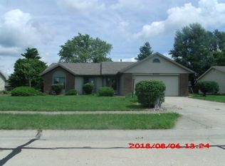 5004 Clovedale Dr, Woodburn, IN 46797