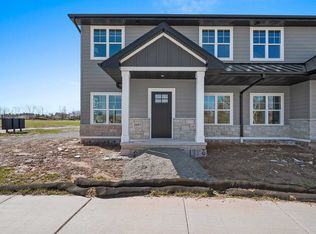 2897 Howard Cmns, Green Bay, WI 54313