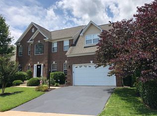 7524 Admiral Nelson Dr, Warrenton, VA 20186