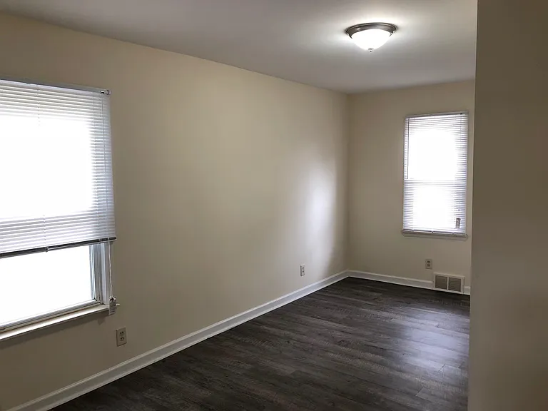 22570 Curie Ave — Photo 14