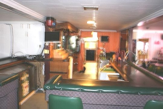 4th image of 1379 N Clare Ave